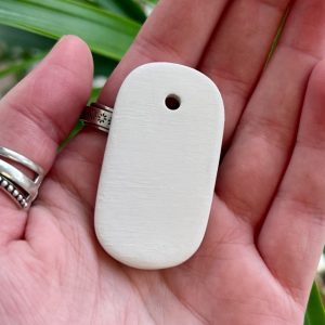 Bisque Charm - Tag