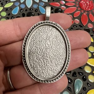 Impressions - Dotted Oval Pendant
