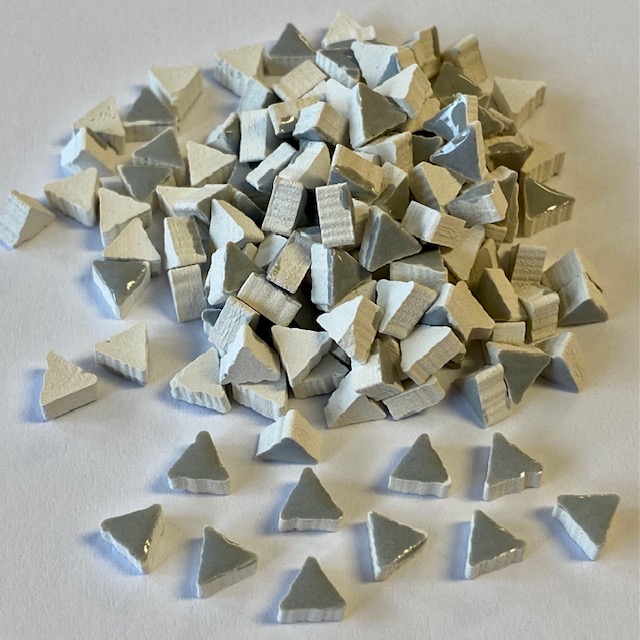 Triangle Tiles WE01 Silver Grey